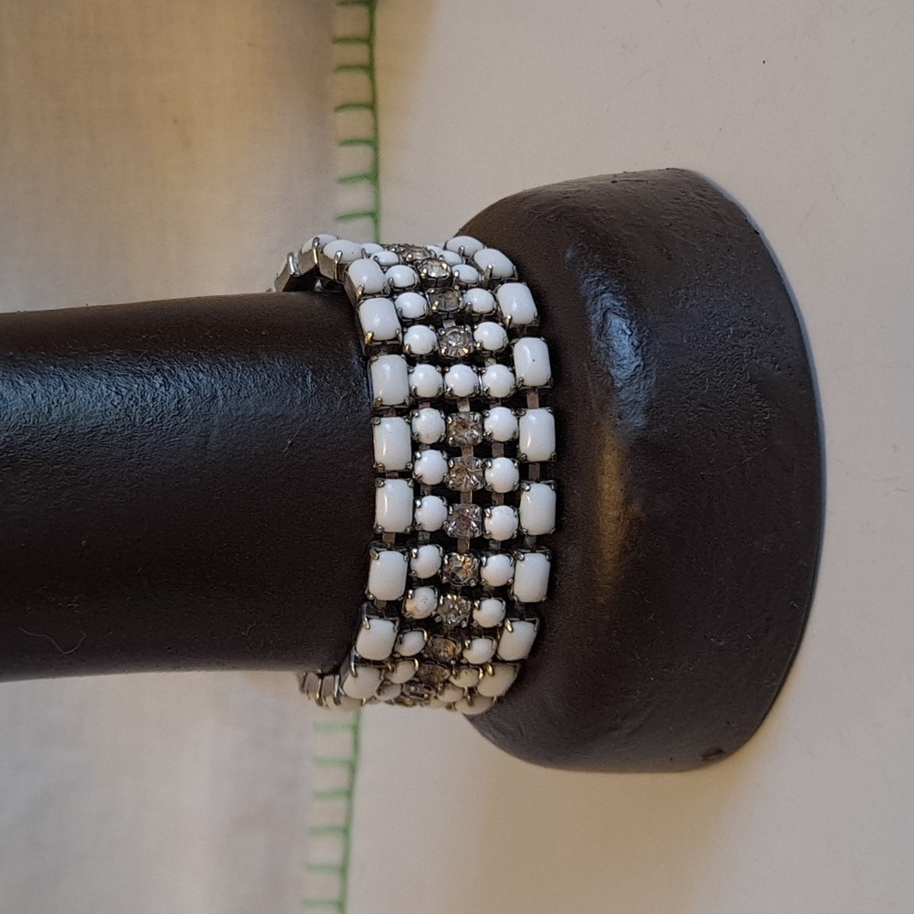 Vintage Rhinestone and White Milk Glass Bead Bracelet